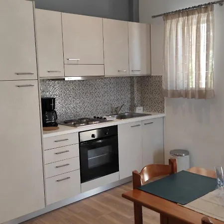 Soula & Apartment Palaiochora